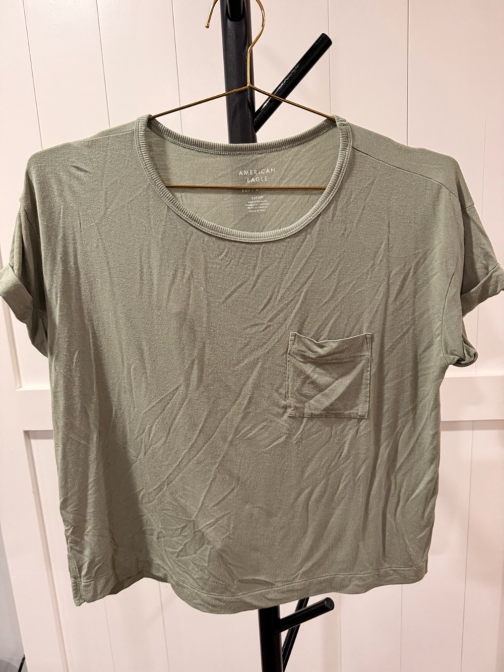 American Eagle Outfitters Light Sage Green Short Sleeve Pocket Tee